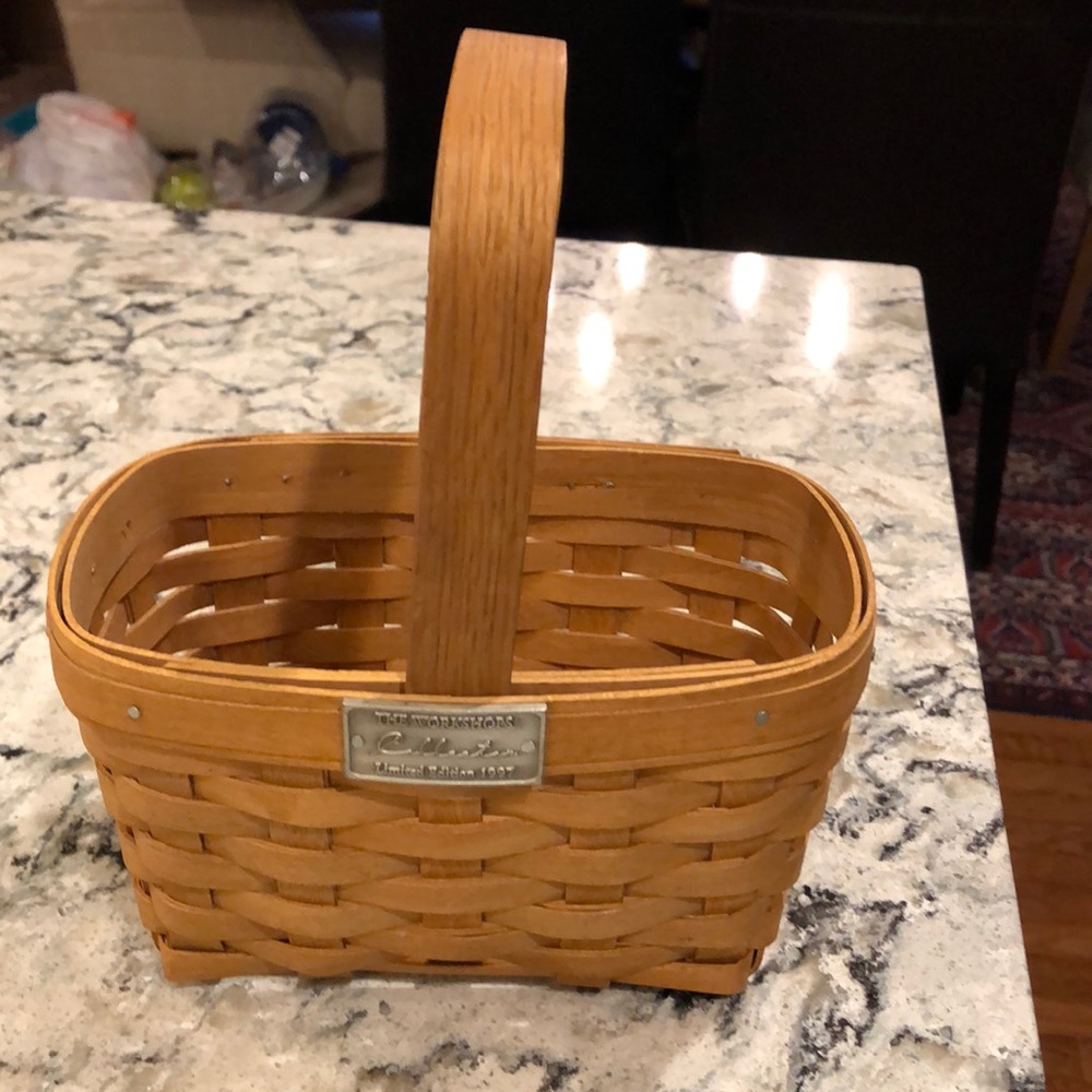 NWOT Henn Workshops 1997 Limited Edition Mini Basket